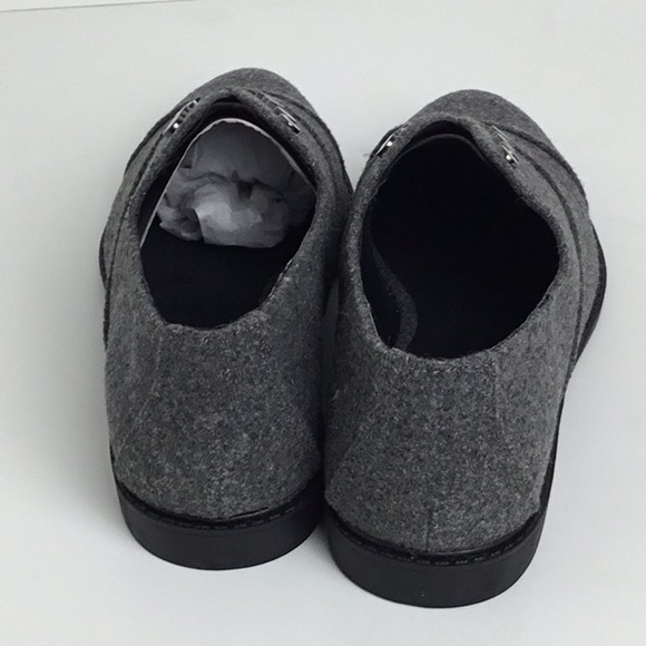 Simply Vera Vera Wang Lennie Gray Loafers 6.5 Women Size. New - Picture 3 of 4